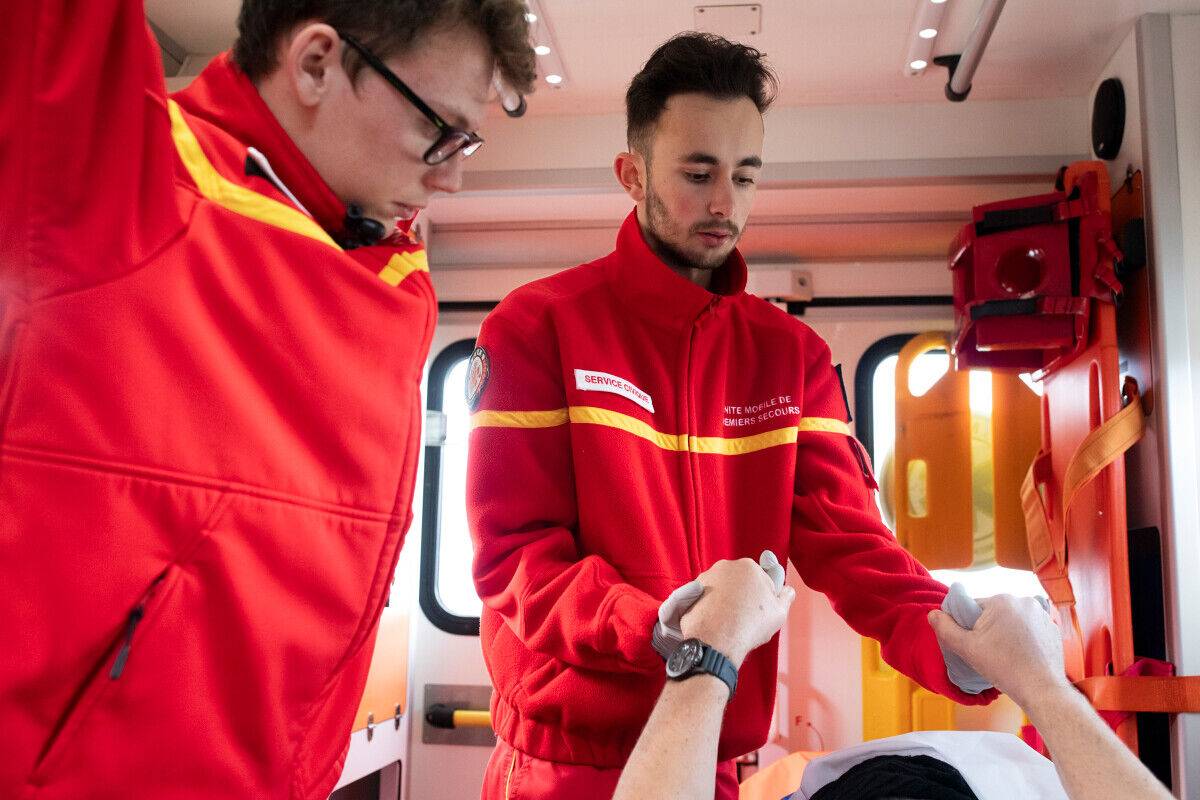 Des volontaires en mission de Service Civique intervention d'urgence en cas de crise.
