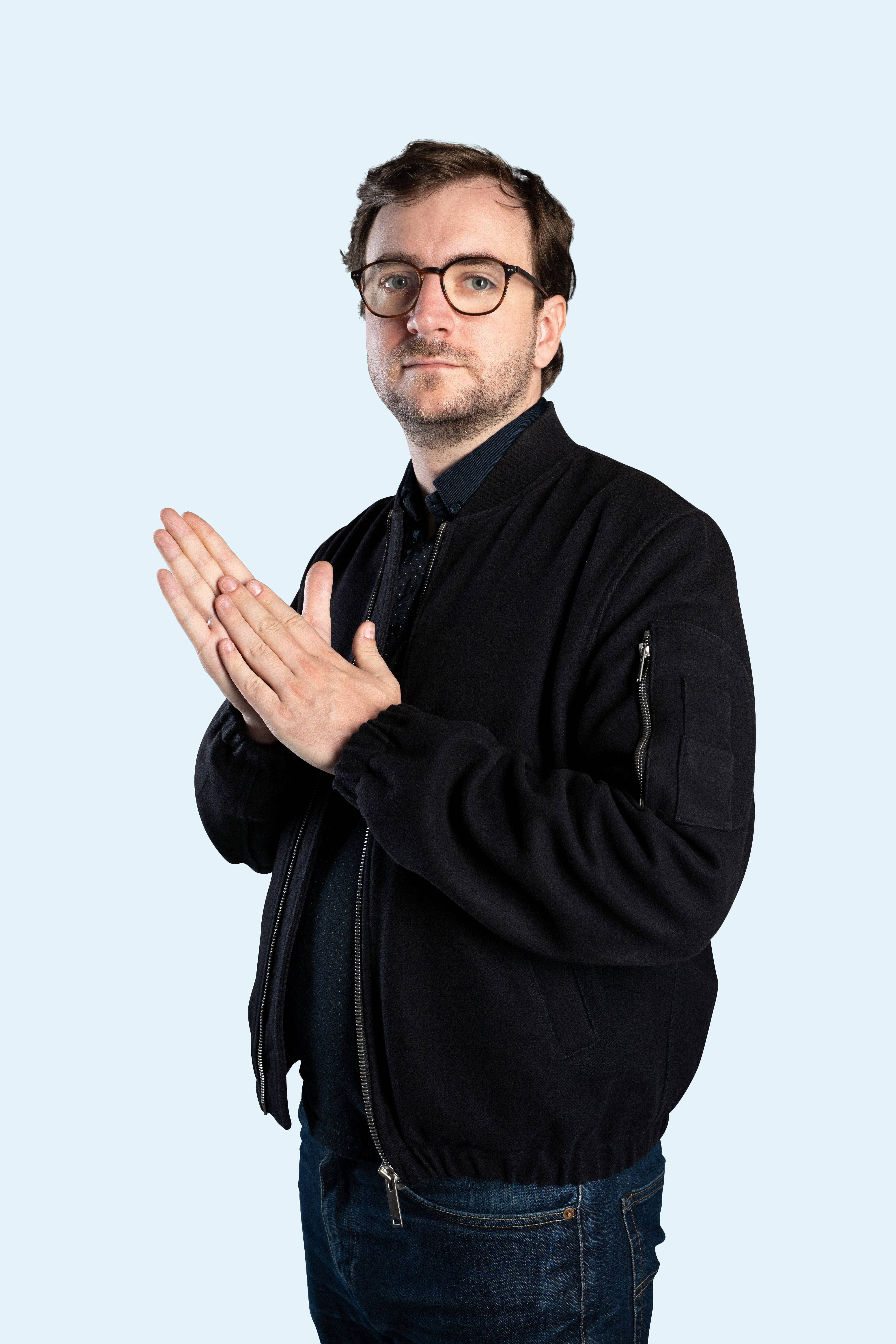 Jean Massiet, créateur de l’émission politique Backseat